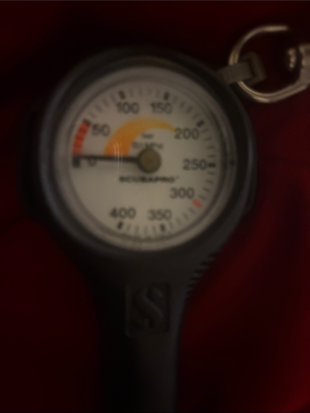 Black Dive Pressure Gauge with White Dial - SCUBAPRO Style